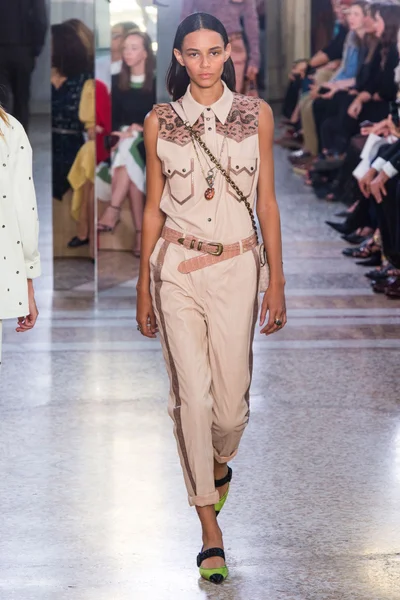 Look 21
